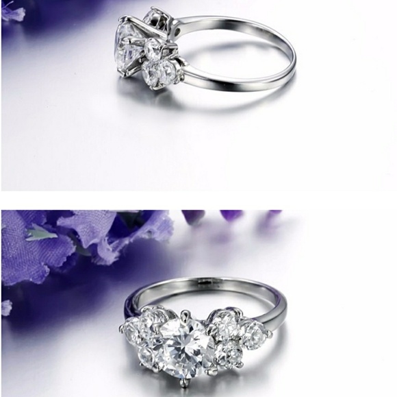 NWT Cz Stainless Steel Cz Engagement Ring Size 5 - Picture 6 of 8